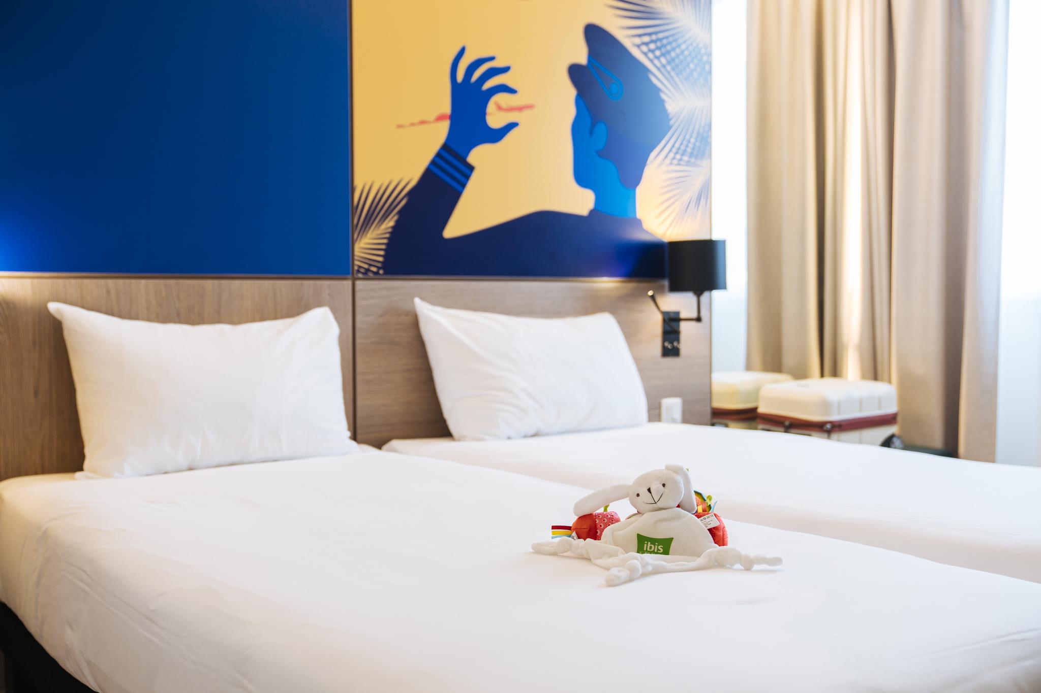 Ibis Styles Nice Aeroport Arenas Экстерьер фото