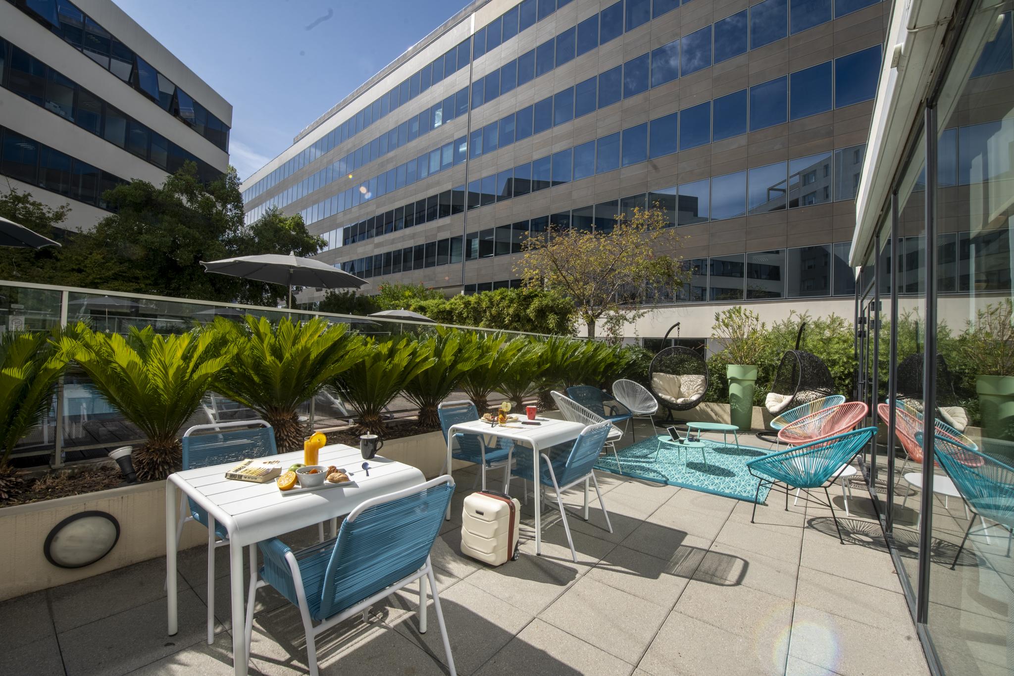 Ibis Styles Nice Aeroport Arenas Экстерьер фото