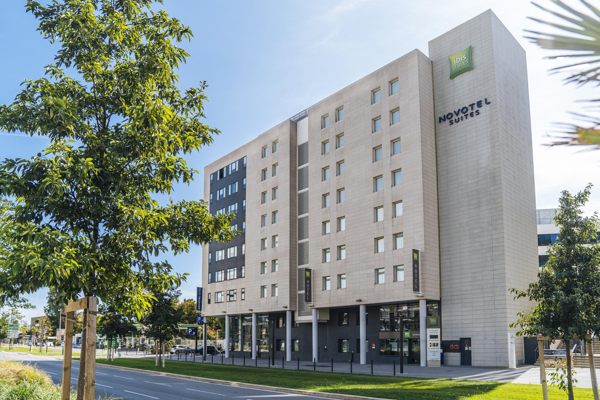 Ibis Styles Nice Aeroport Arenas Экстерьер фото