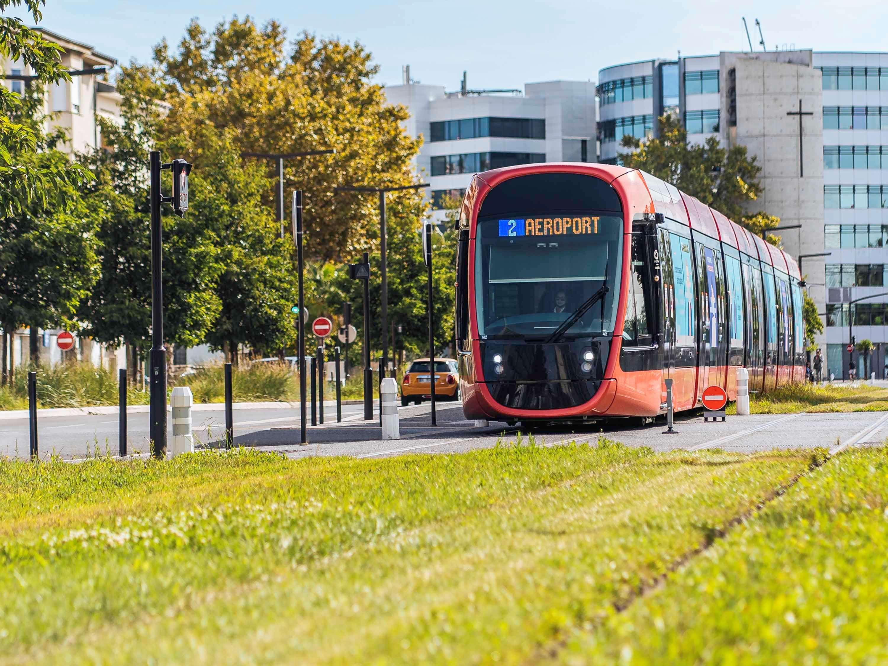 Ibis Styles Nice Aeroport Arenas Экстерьер фото