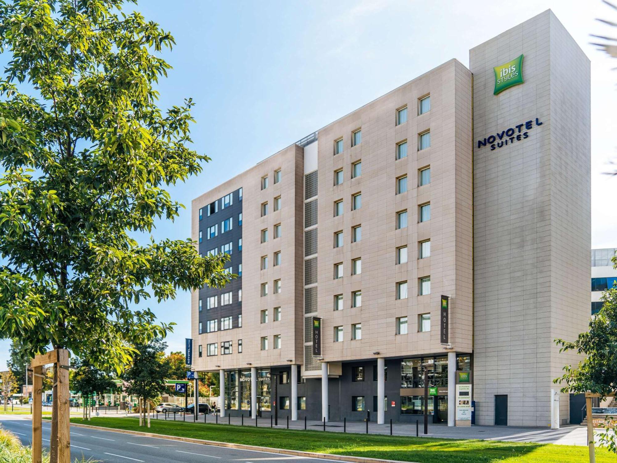 Ibis Styles Nice Aeroport Arenas Экстерьер фото